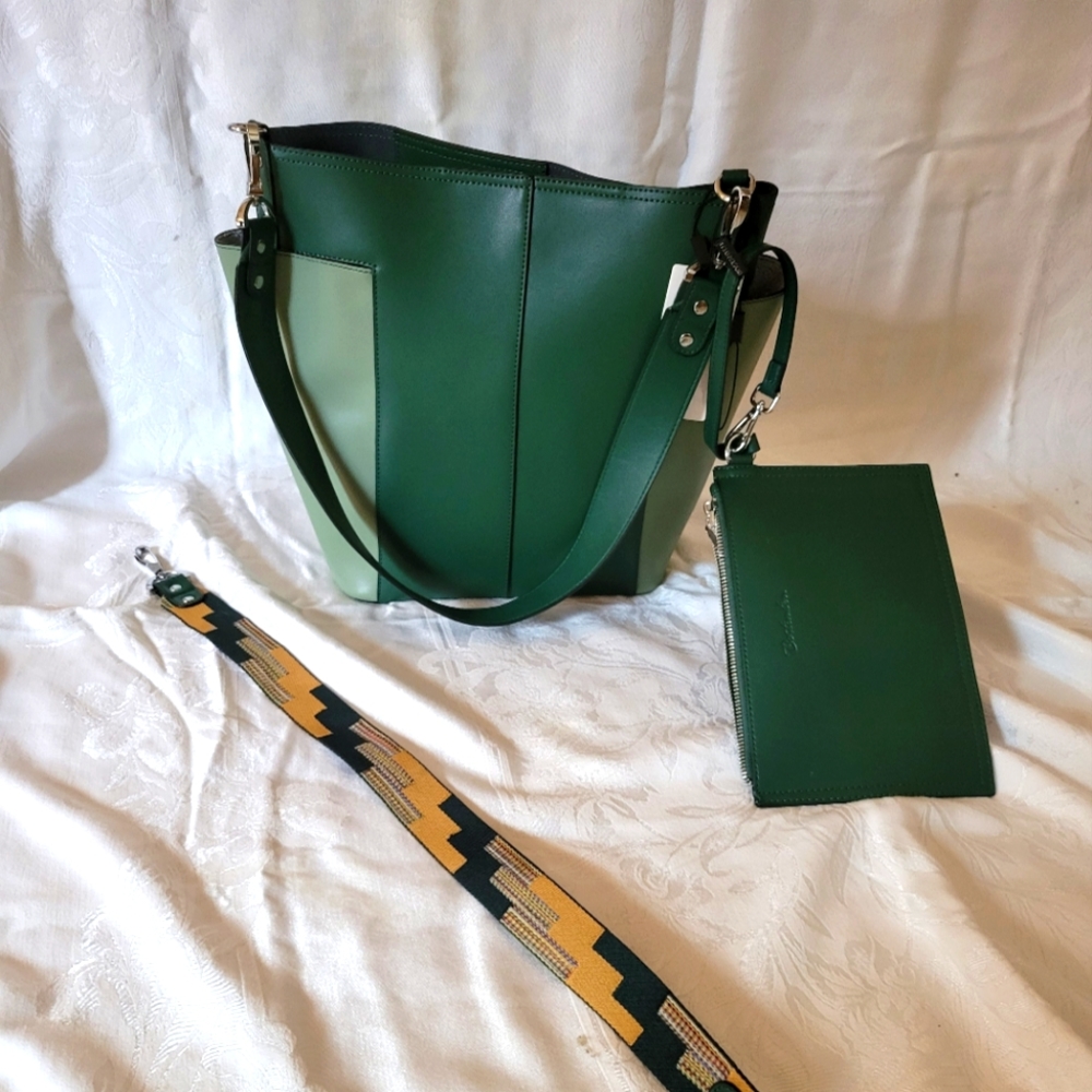 Bostanten Bucket Bag